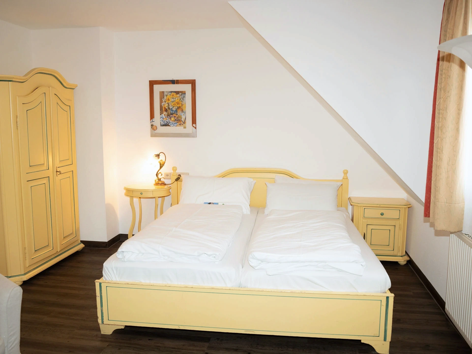 Dreibettzimmer – Doppelbett